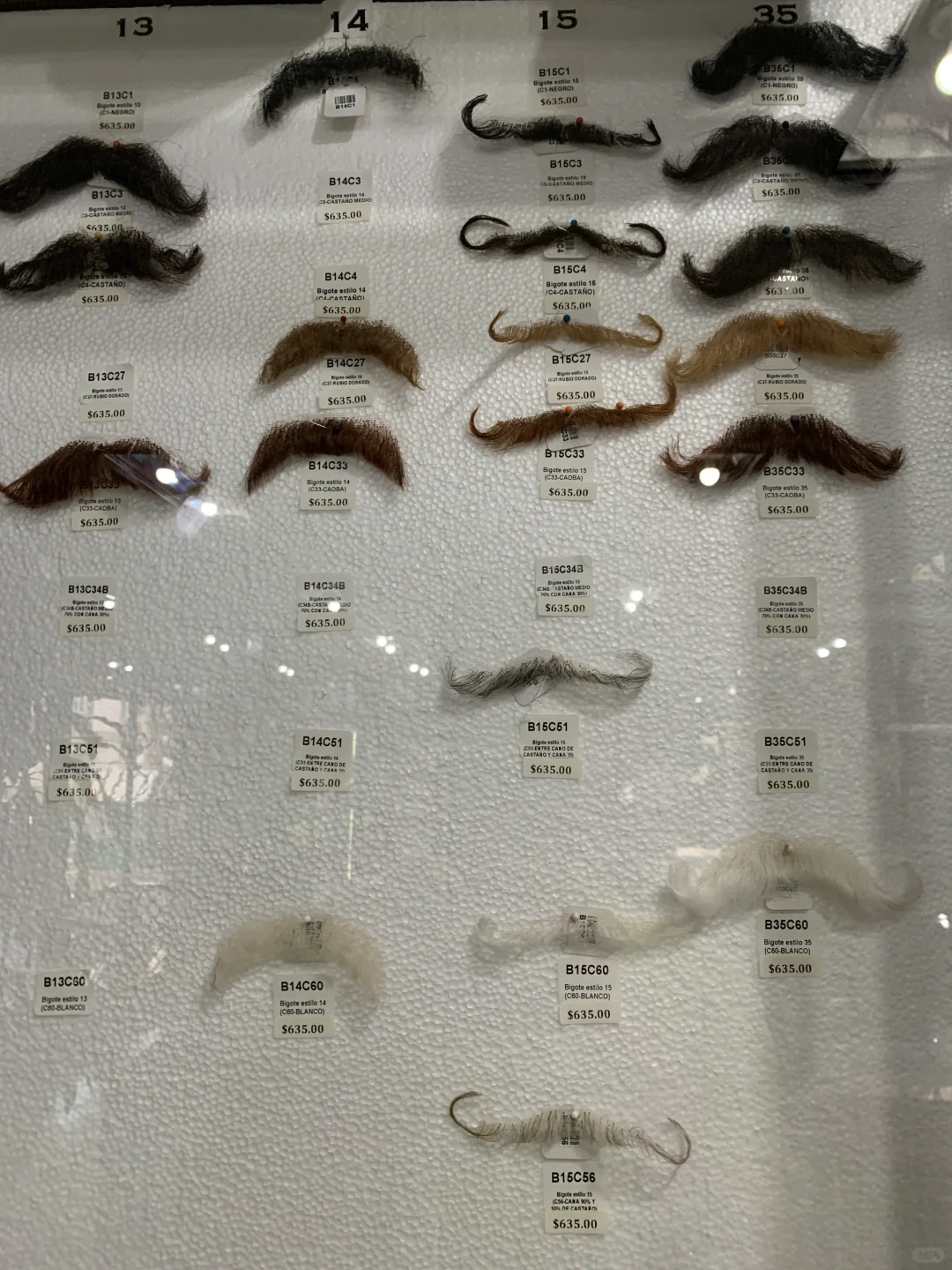 在UNTITLED MIAMI艺术博览会上的作品展示。