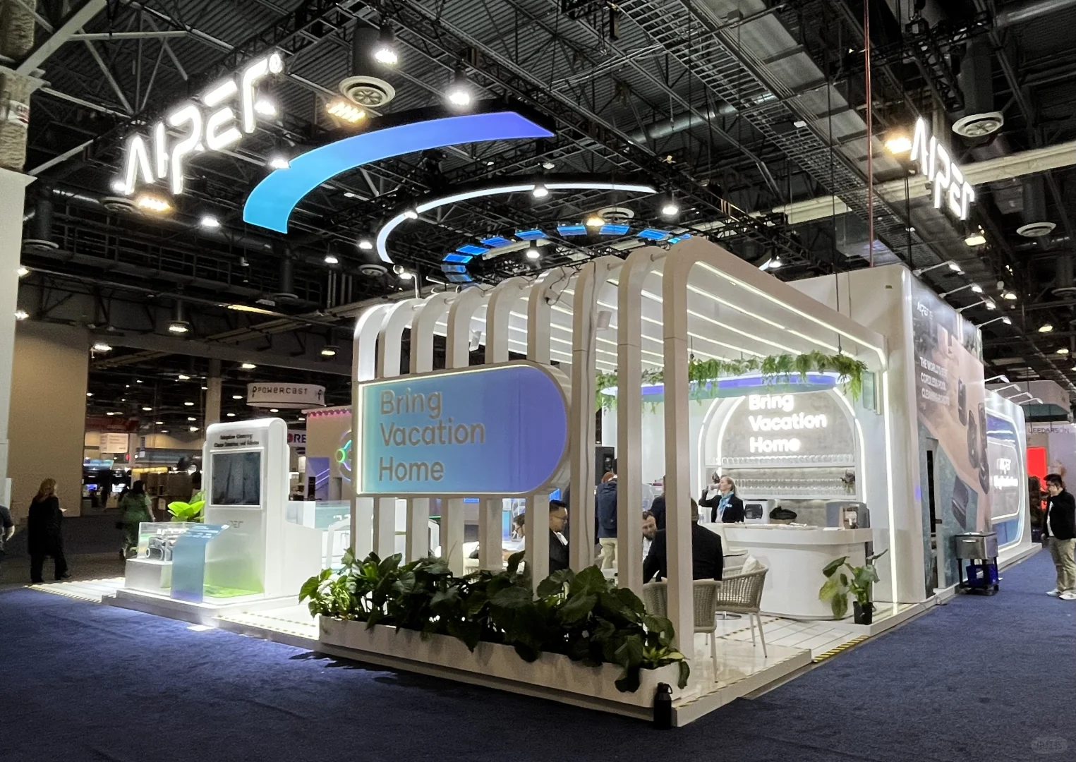 Aiper@2025美国CES展:设计之美，跃动未来