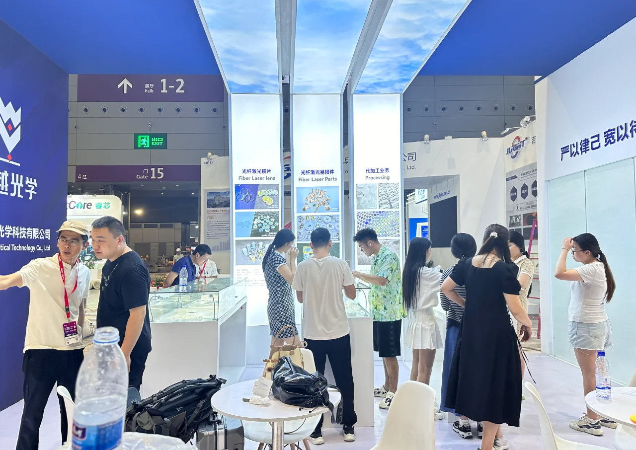 ??54平特色展台方案落地｜光电博览会