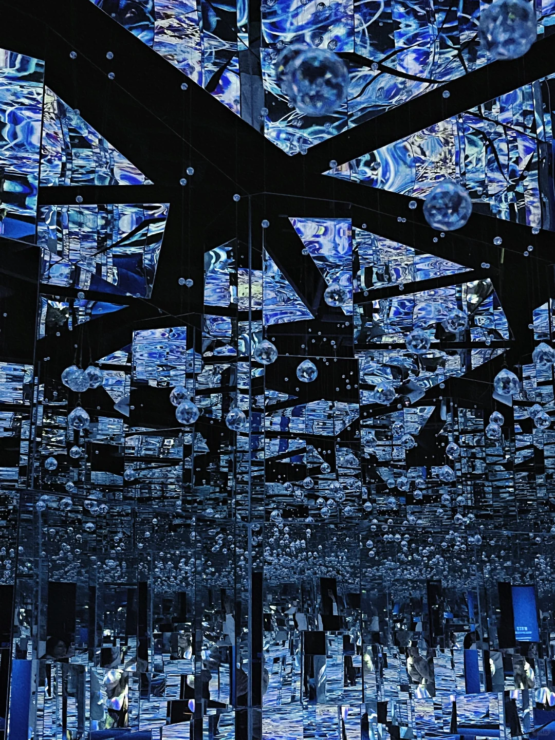 春节一定要去的北京展览！梦核光影（live太美