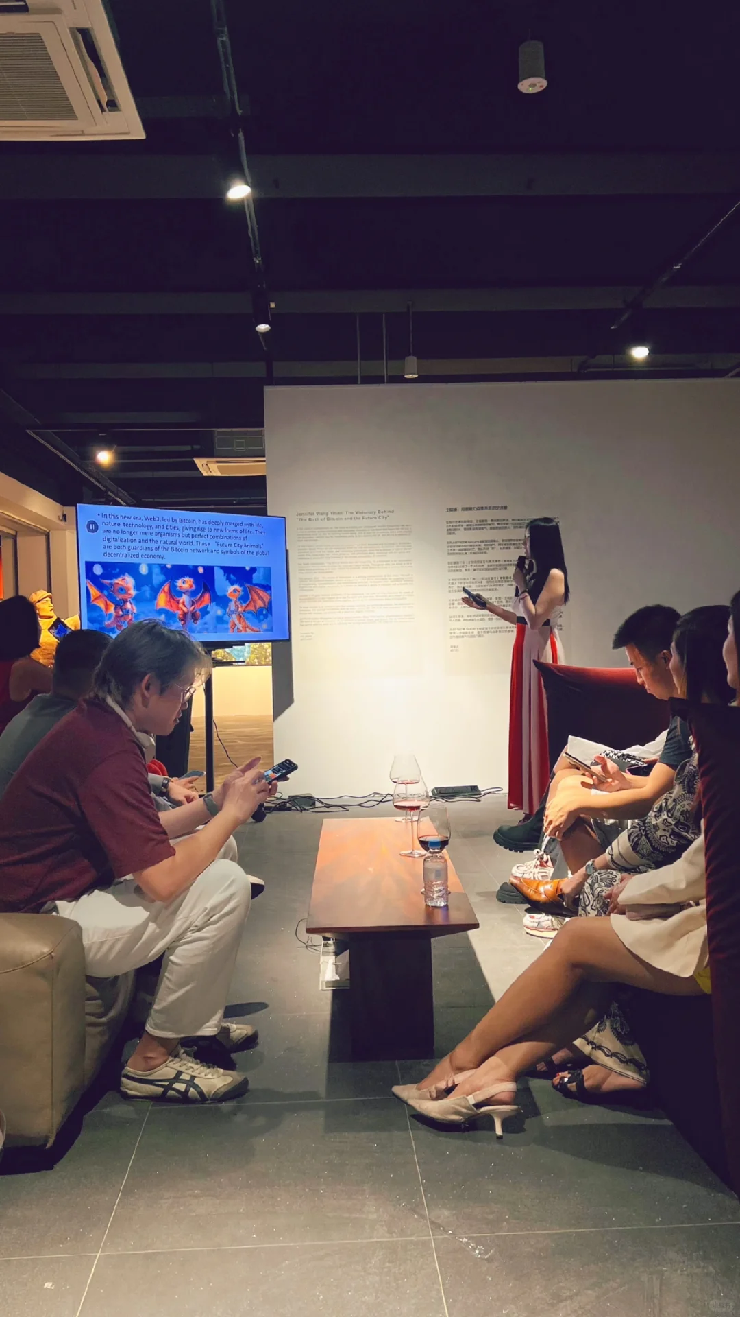 未来城市与科技艺术碰撞 不一样的画展