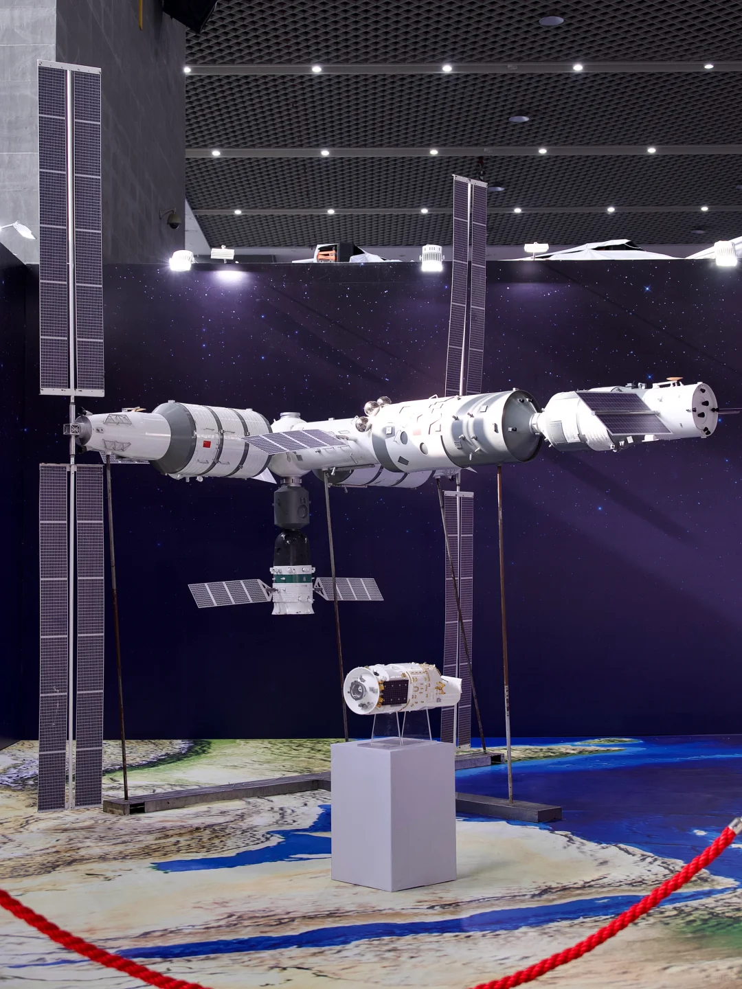 不要再说过年没地方去～1200平米航展来了！