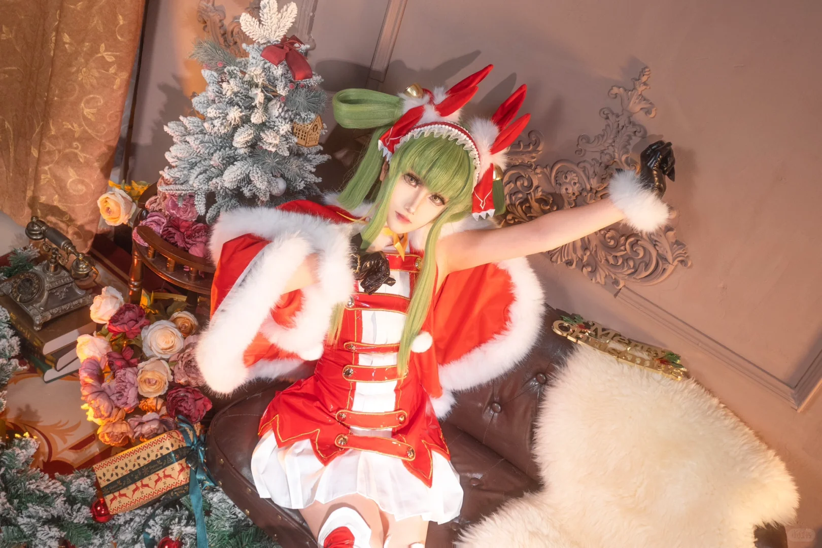 谁来帮帮这个入去漫展