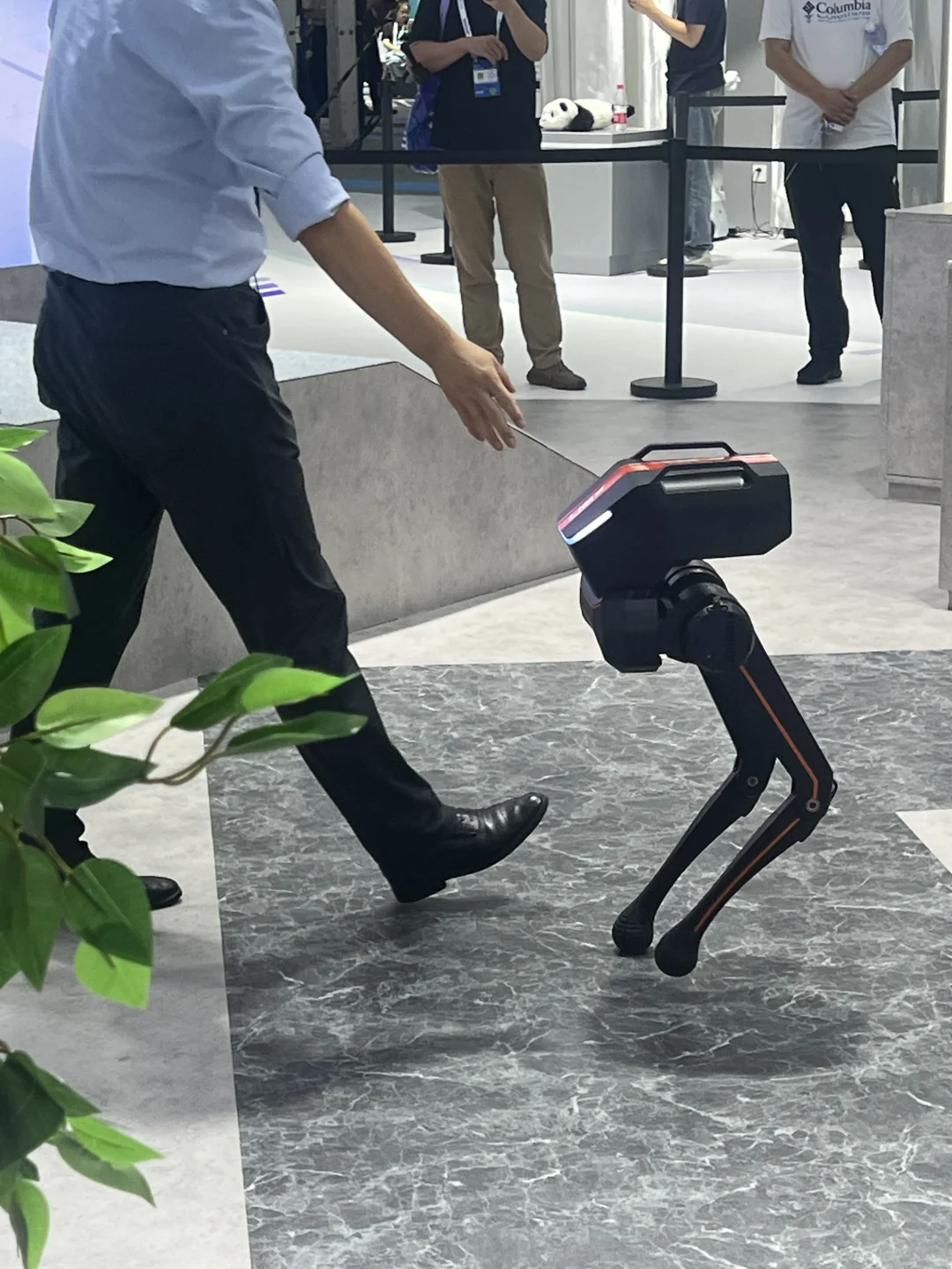 自由模特也来参加AI科技展啦