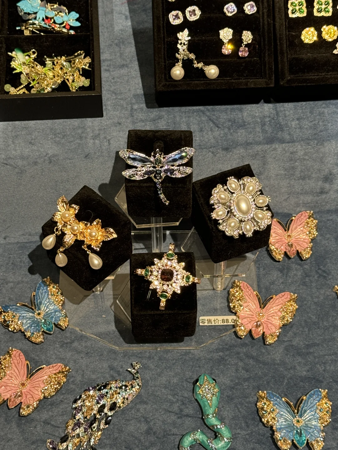 粤博“凝眸”艺术展??简直美到失语?