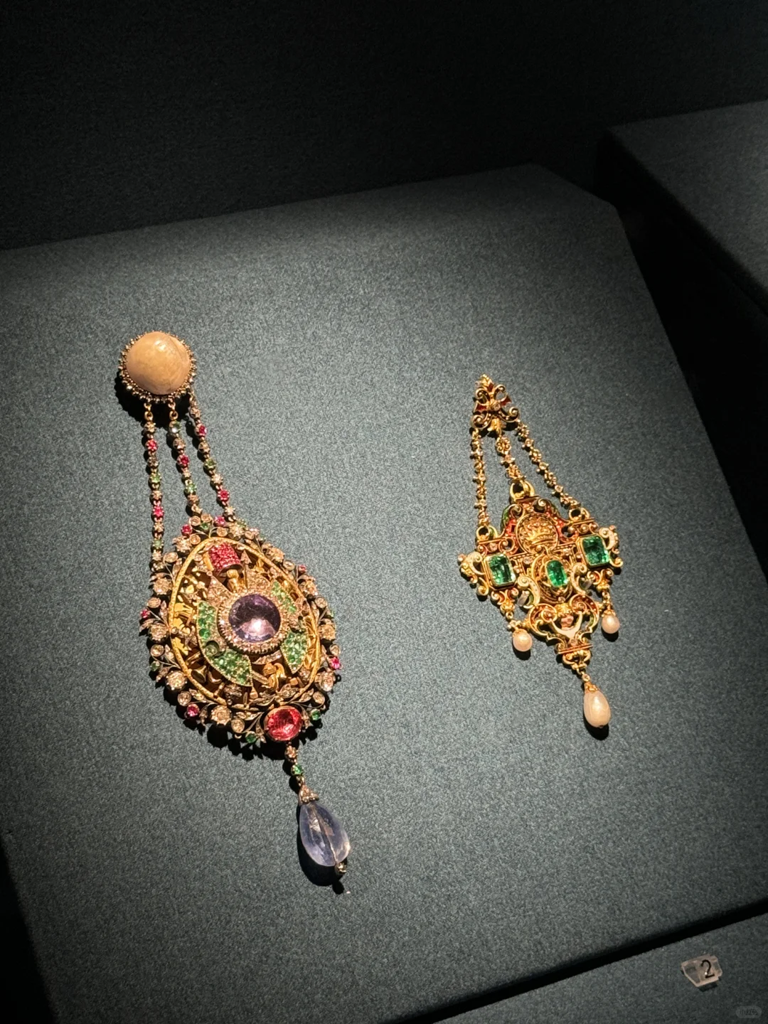 粤博“凝眸”艺术展??简直美到失语?