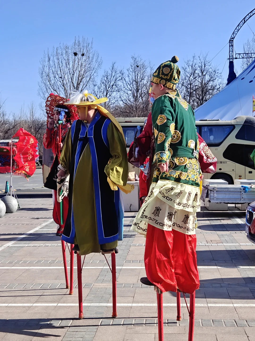 腊月二十八的廊坊国际会展中心，民俗盛宴嗨