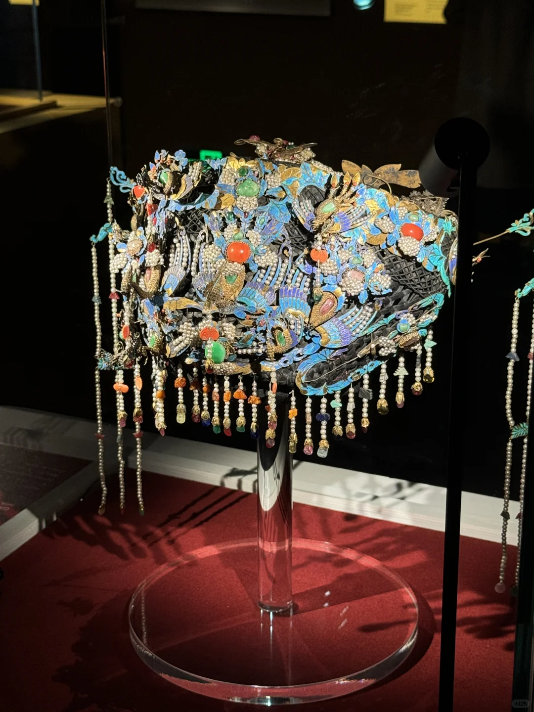 粤博“凝眸”艺术展??简直美到失语?