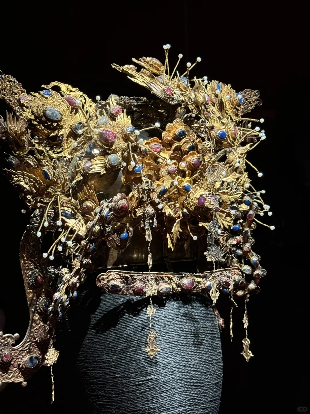 粤博“凝眸”艺术展??简直美到失语?