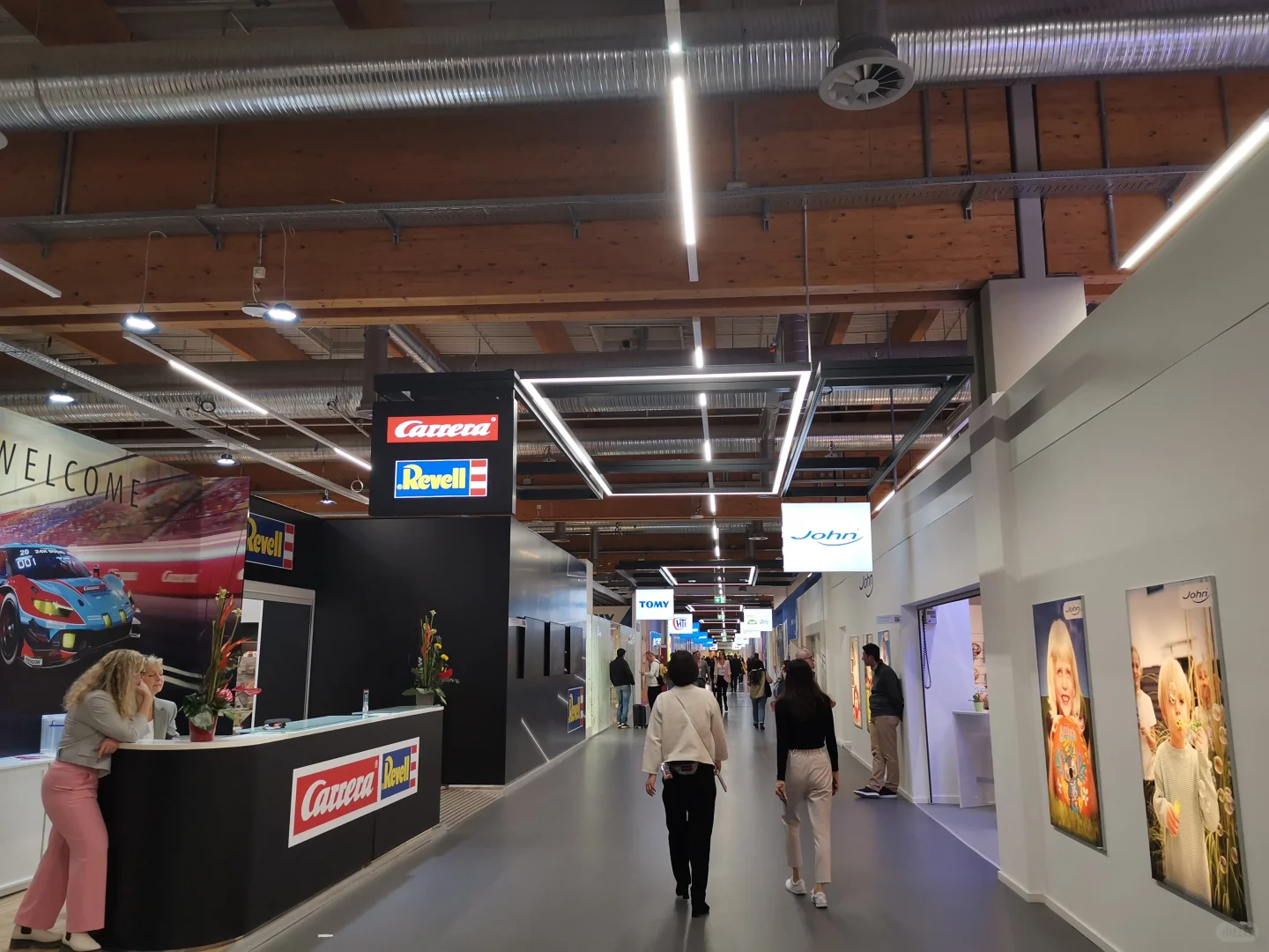 纽伦堡玩具展第一天： 各大品牌