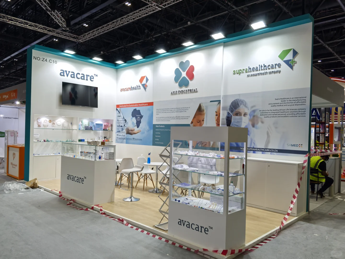 别人过年我“搬砖”，Arab Health现场直击