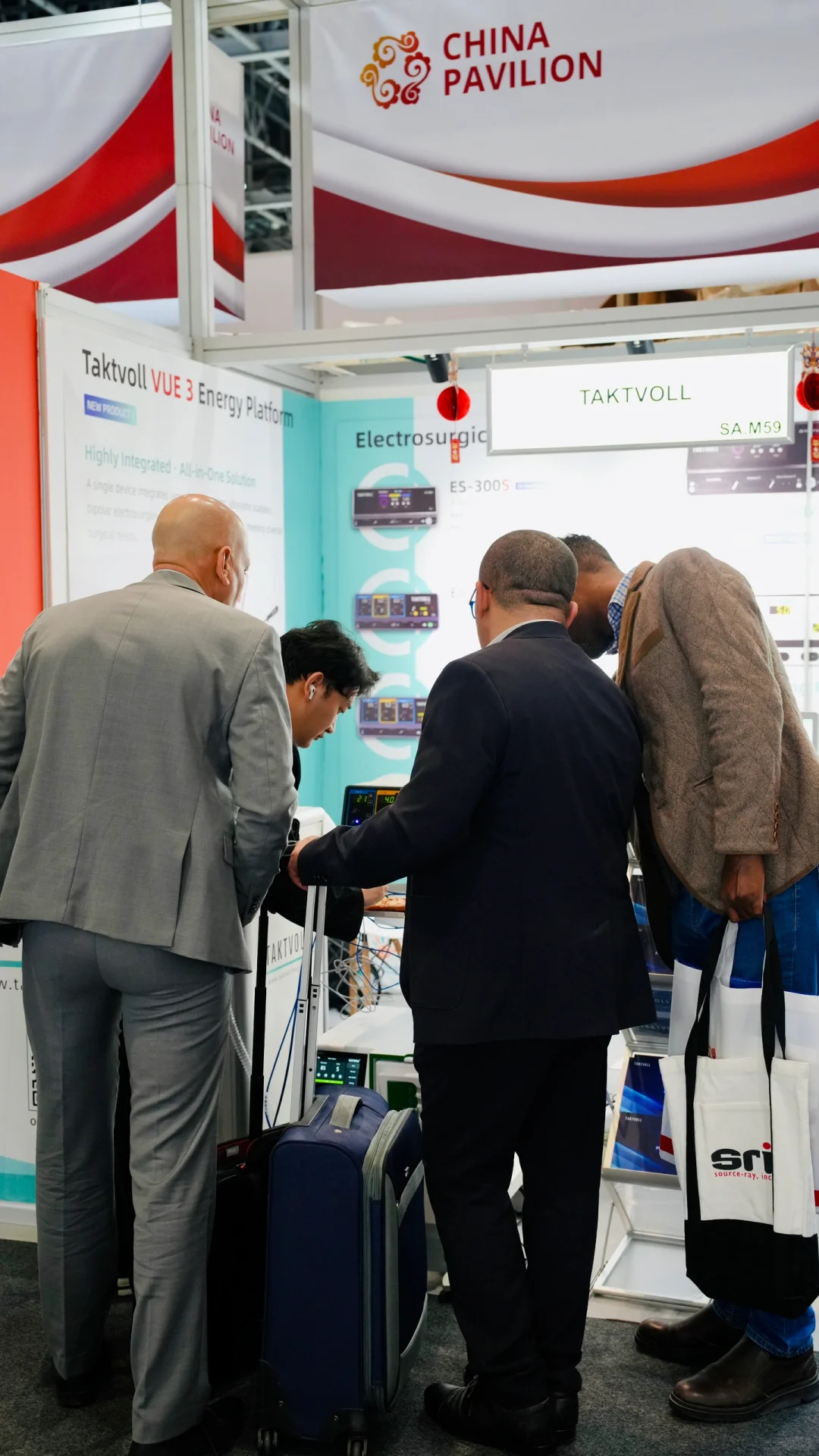 2025Arab Health迪拜医疗展会工作旅游图