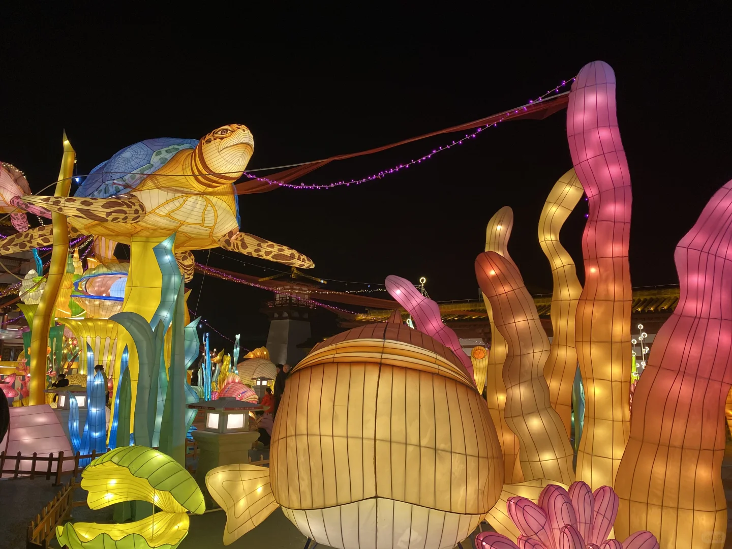 为家乡皂河龙运城打Call 灯会展别出心裁