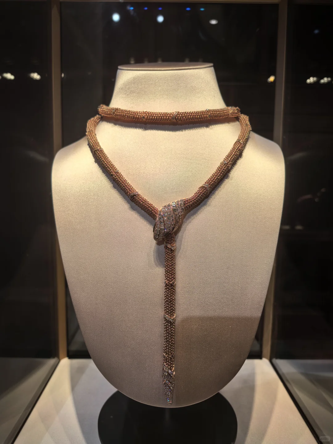 宝格丽×张园蛇年特展