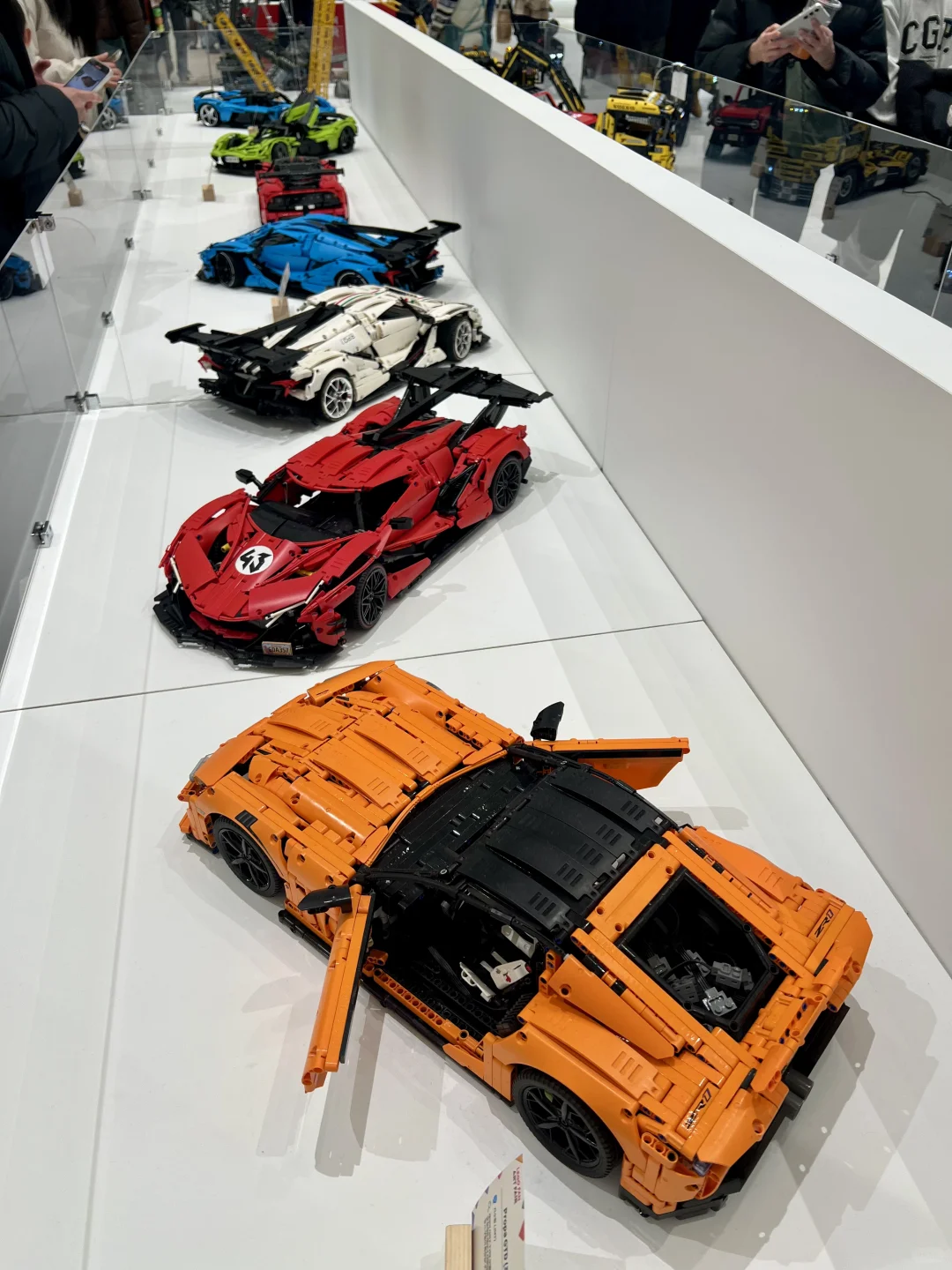 水原Starfield一楼乐高粉艺术展