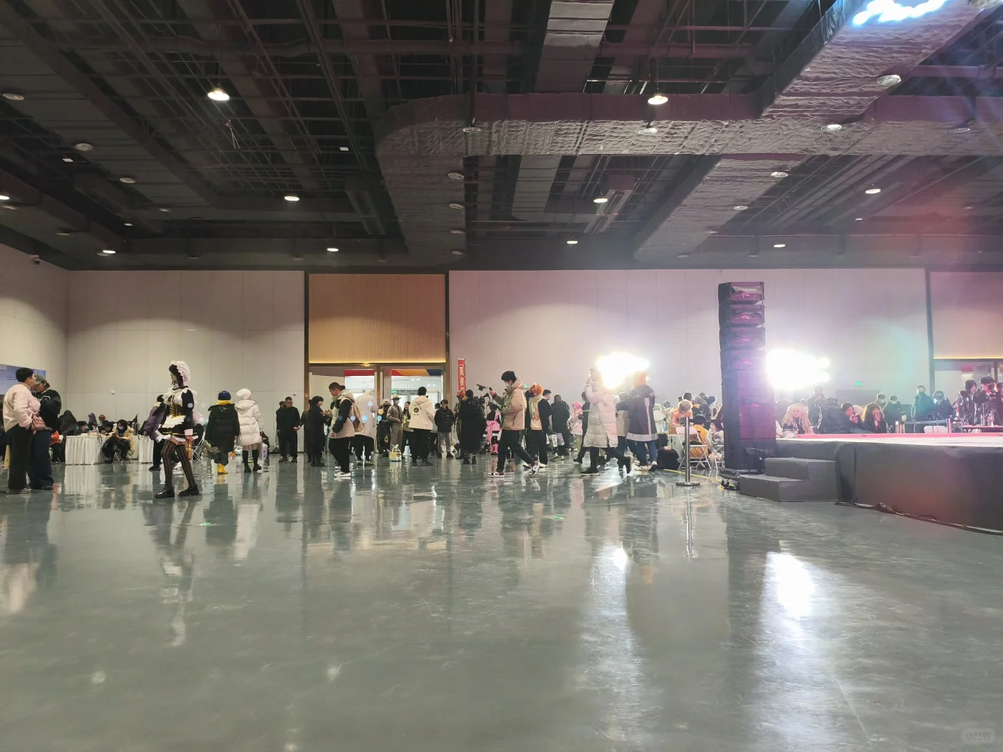 青岛嘉年华会展中心jst2/1