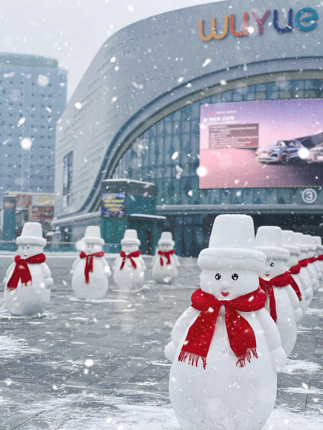 乌鲁木齐惊现⛄️军团‼️