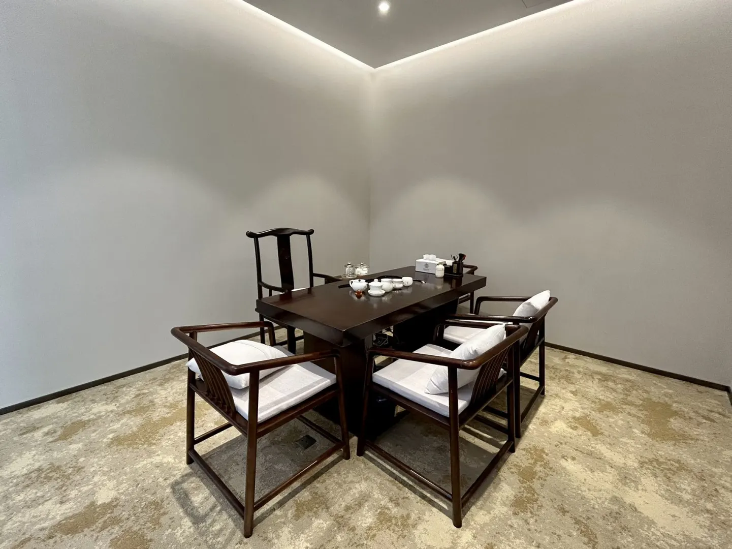 深圳会展中心，超高性价比，精装修带家私