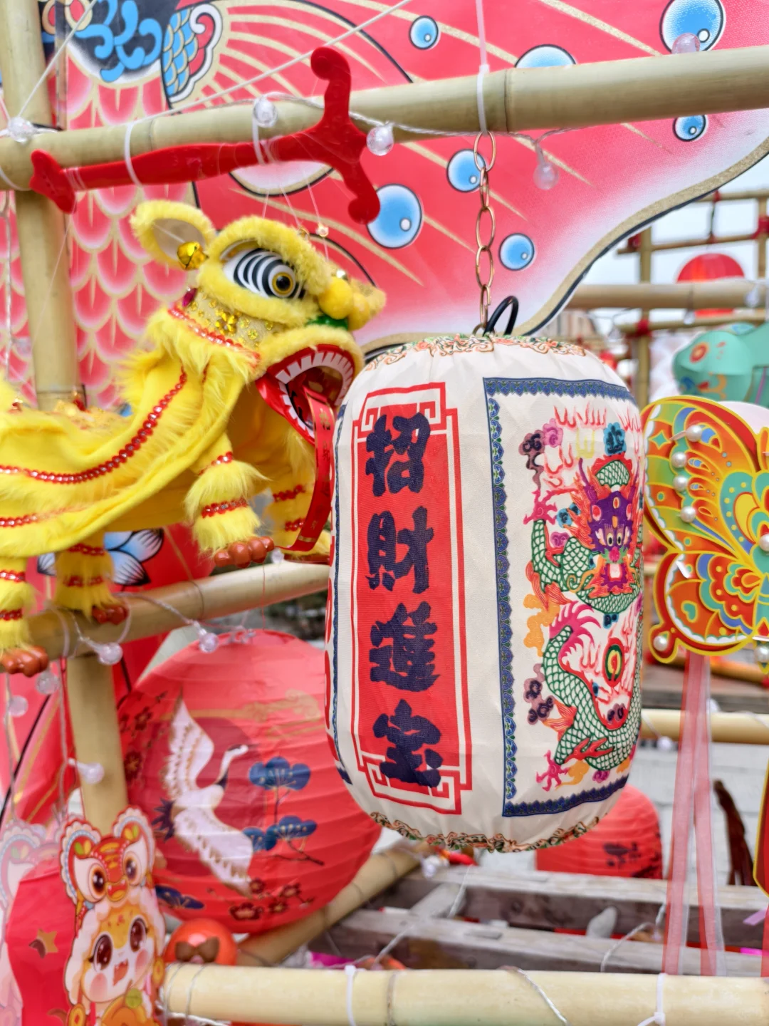 青岛！！！年味超浓的citywalk?加满