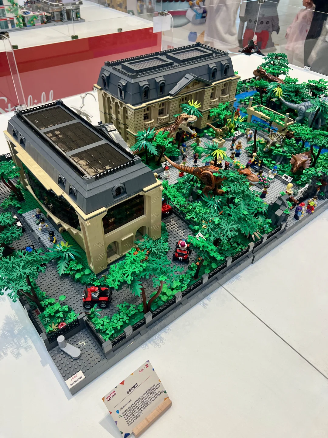 水原Starfield一楼乐高粉艺术展