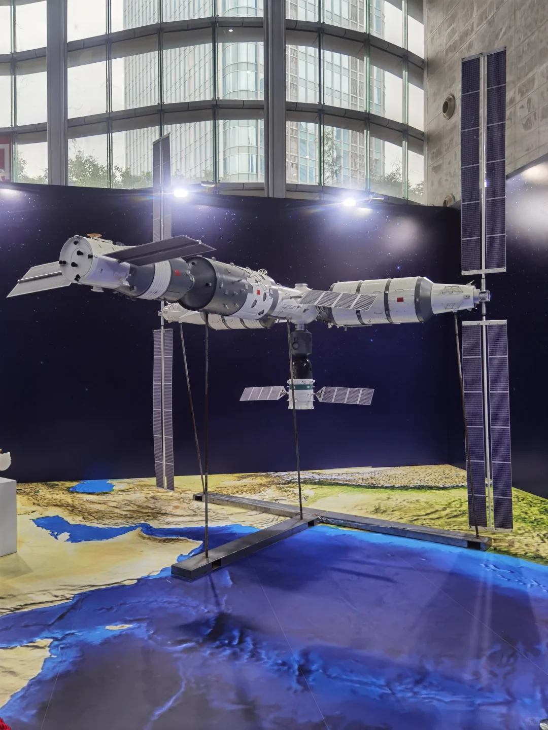 惠州会展中心航天航空国防科技馆