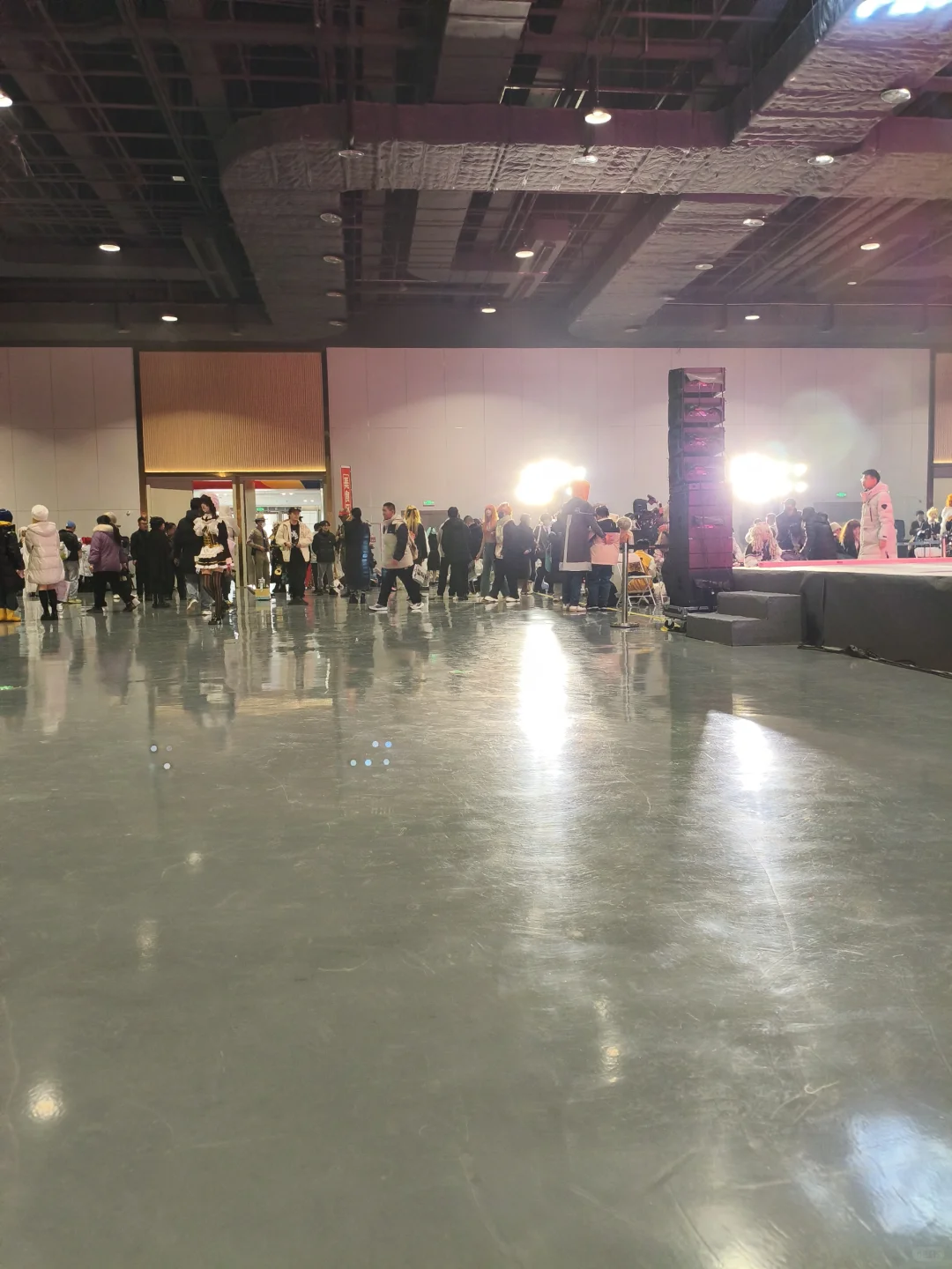 青岛嘉年华会展中心jst2/1