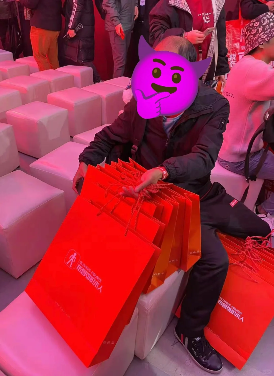 第一次为了一个玩具参加展会，结果是个笑话