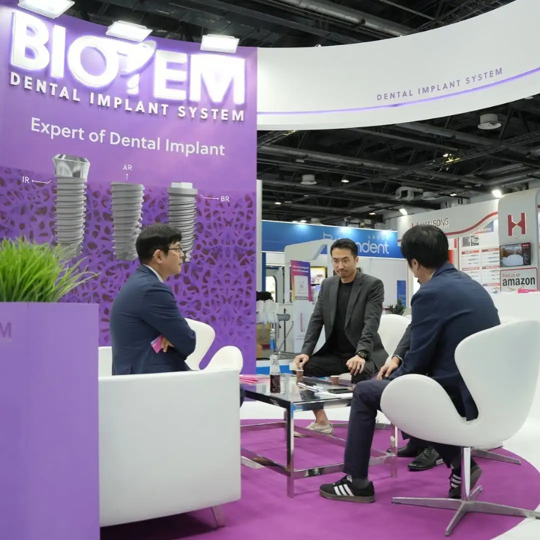 迪拜牙科展会翻译工作第一天！