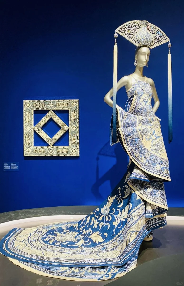 M+精彩特展！中国顶尖时尚艺术女王郭培作品