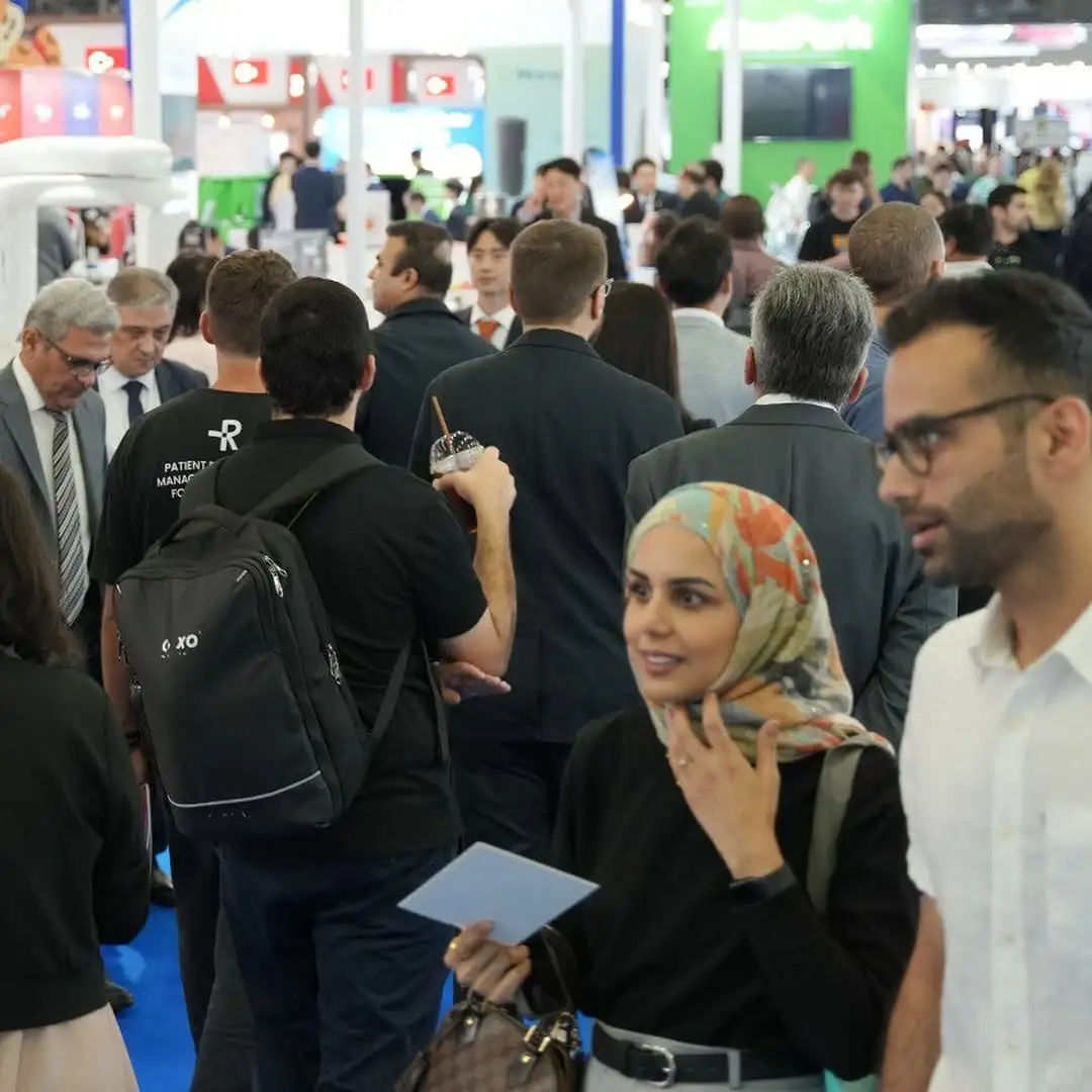 迪拜牙科展会翻译工作第一天！