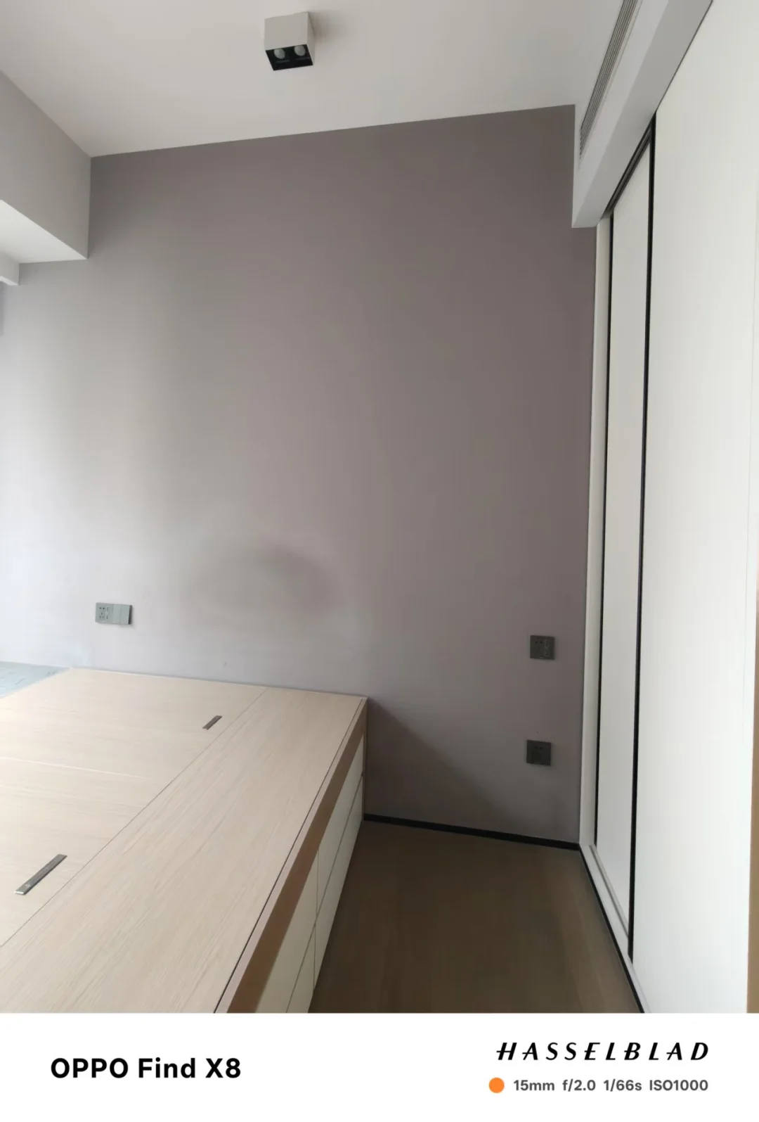 会展湾水岸两房 部分家私 价格优惠噢