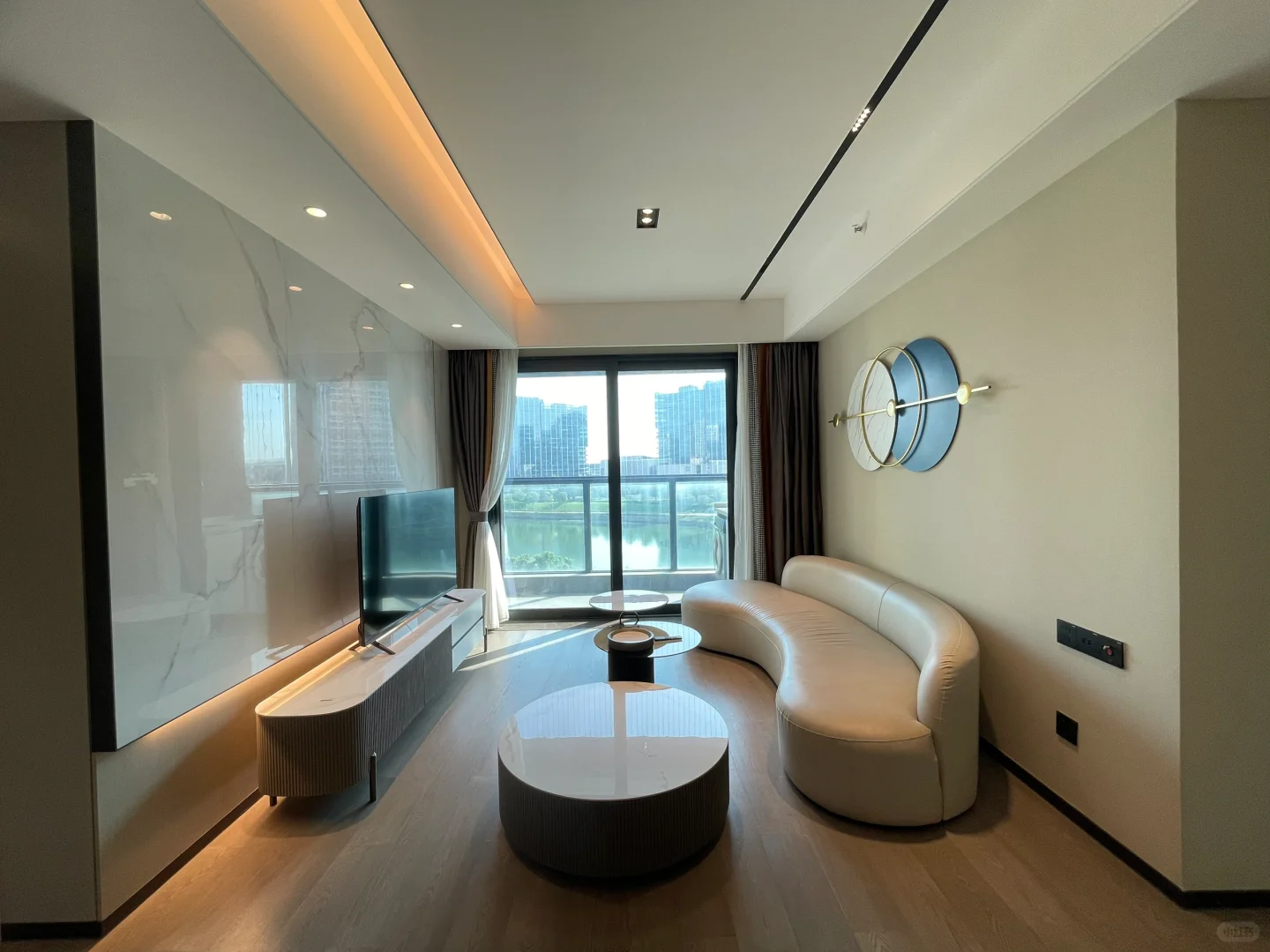 福永会展湾东城 112平看河豪装三房地铁商业