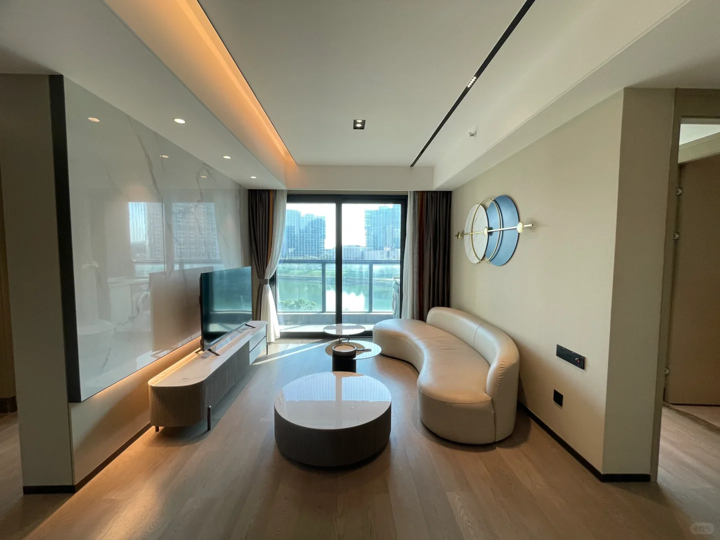 福永会展湾东城 112平看河豪装三房地铁商业