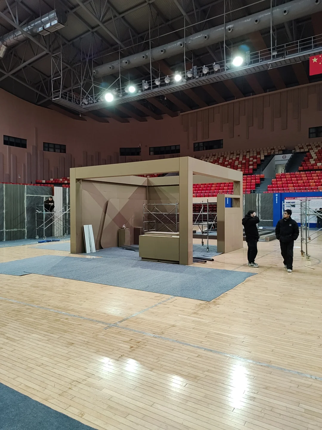 遵义市第二届数博会开始进场了