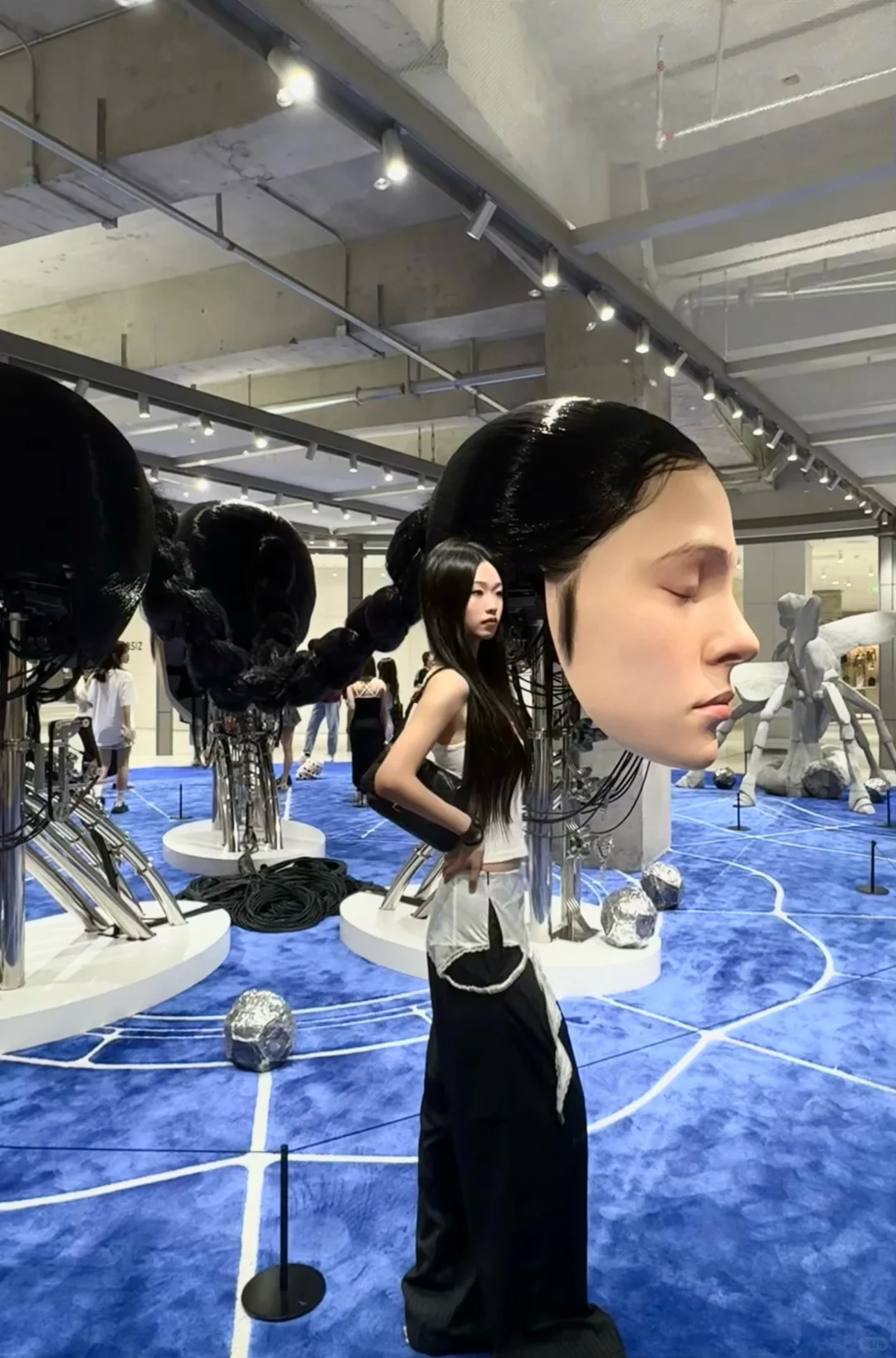 千万不要上四楼 会有恐怖的事情发生