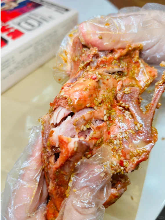 【探展】国际进博会，嗦啰鸡架火爆全馆！