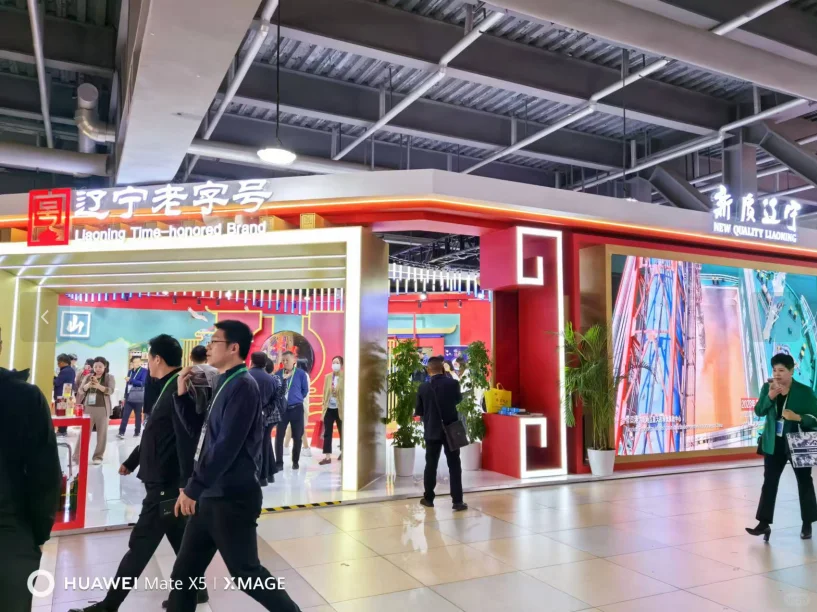 【探展】国际进博会，嗦啰鸡架火爆全馆！