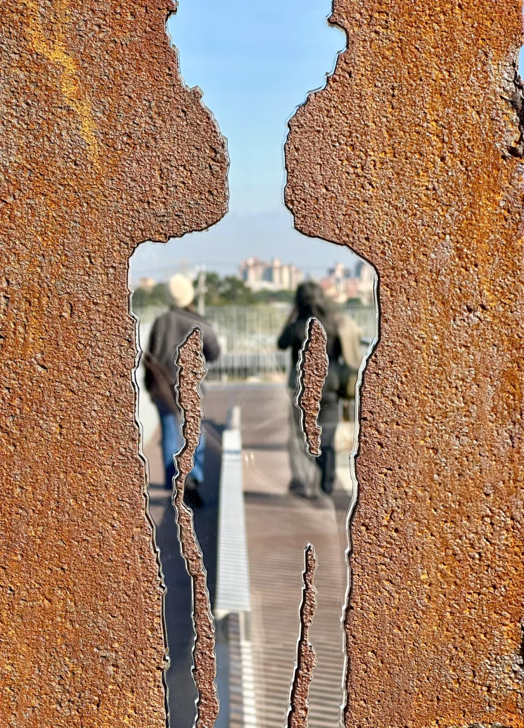 为何伟大的贾科梅蒂展览在广州几乎无人问津