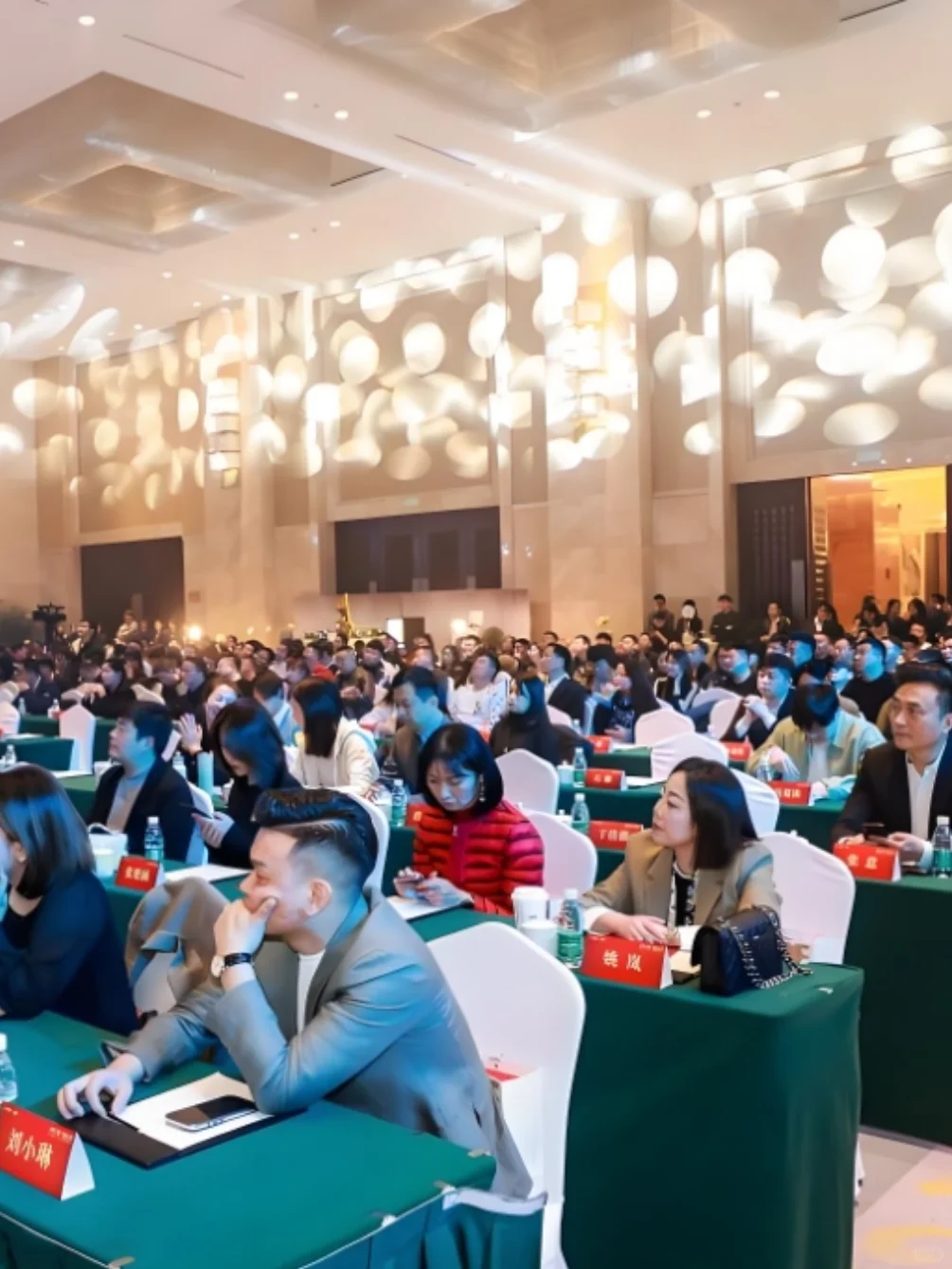 杭州餐饮加盟展会招商，寻找创业好机会