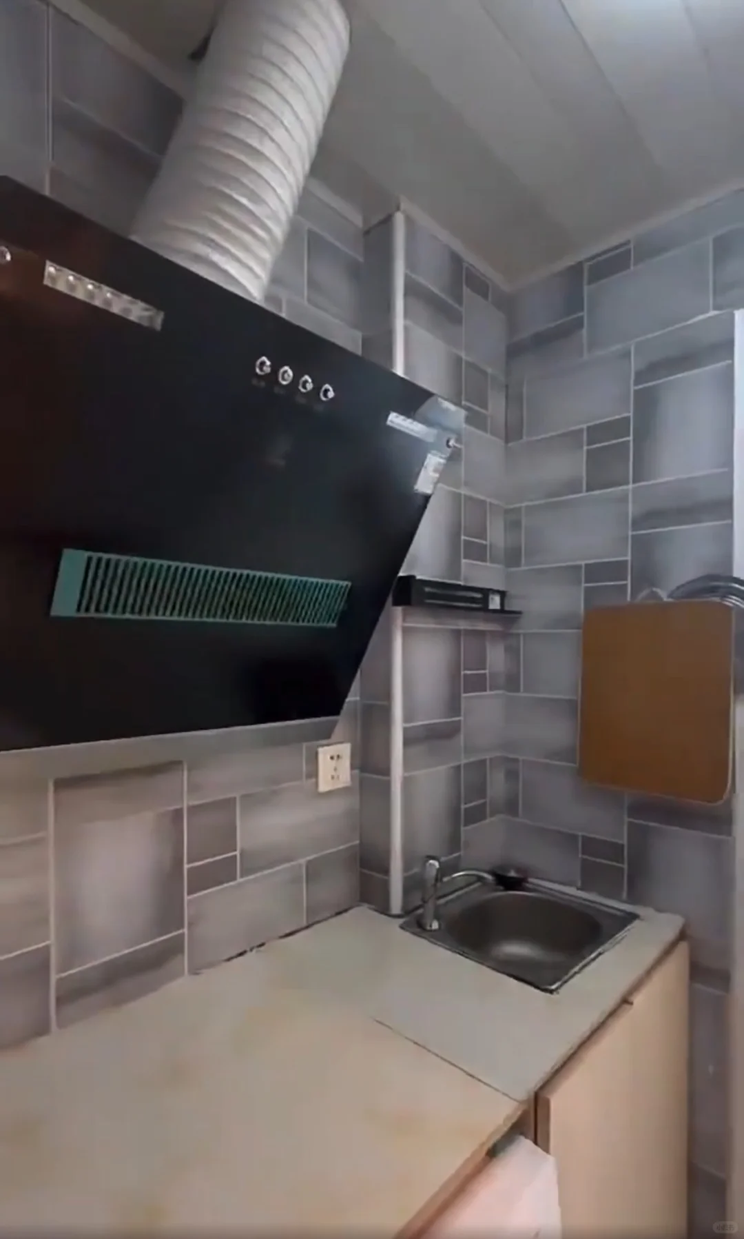 17号线2号线国家会展中心附近个人转租