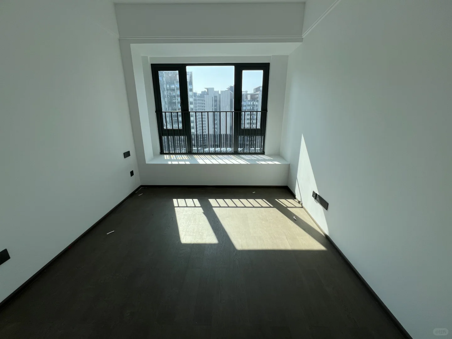 会展湾·招商雍境精装3️⃣房空房出租 地铁口