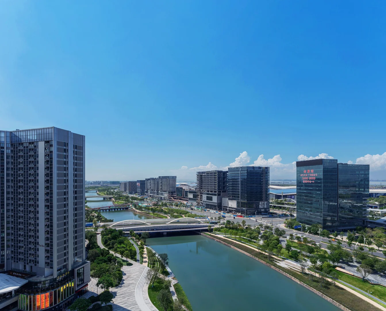 ?深圳国际会展中心商住两用公寓你会买吗？