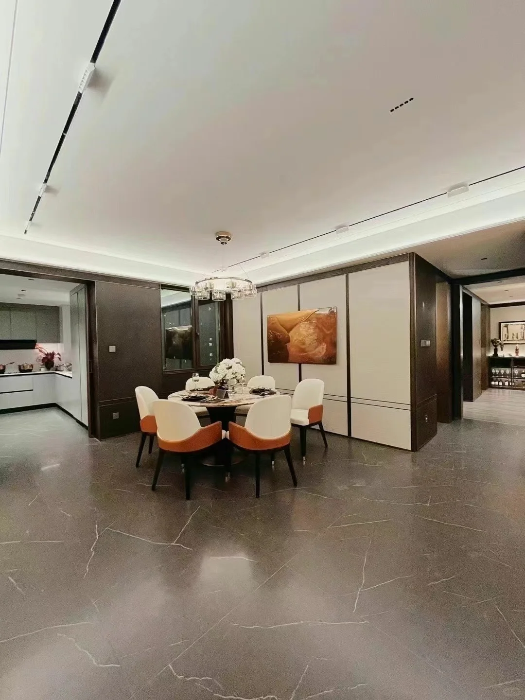 会展改善大平层 180平 一梯一户 现房