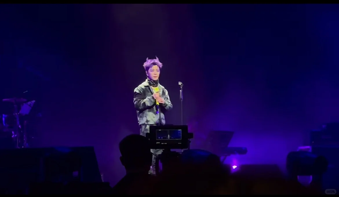 国际会展中心星期天也太热闹了哈哈