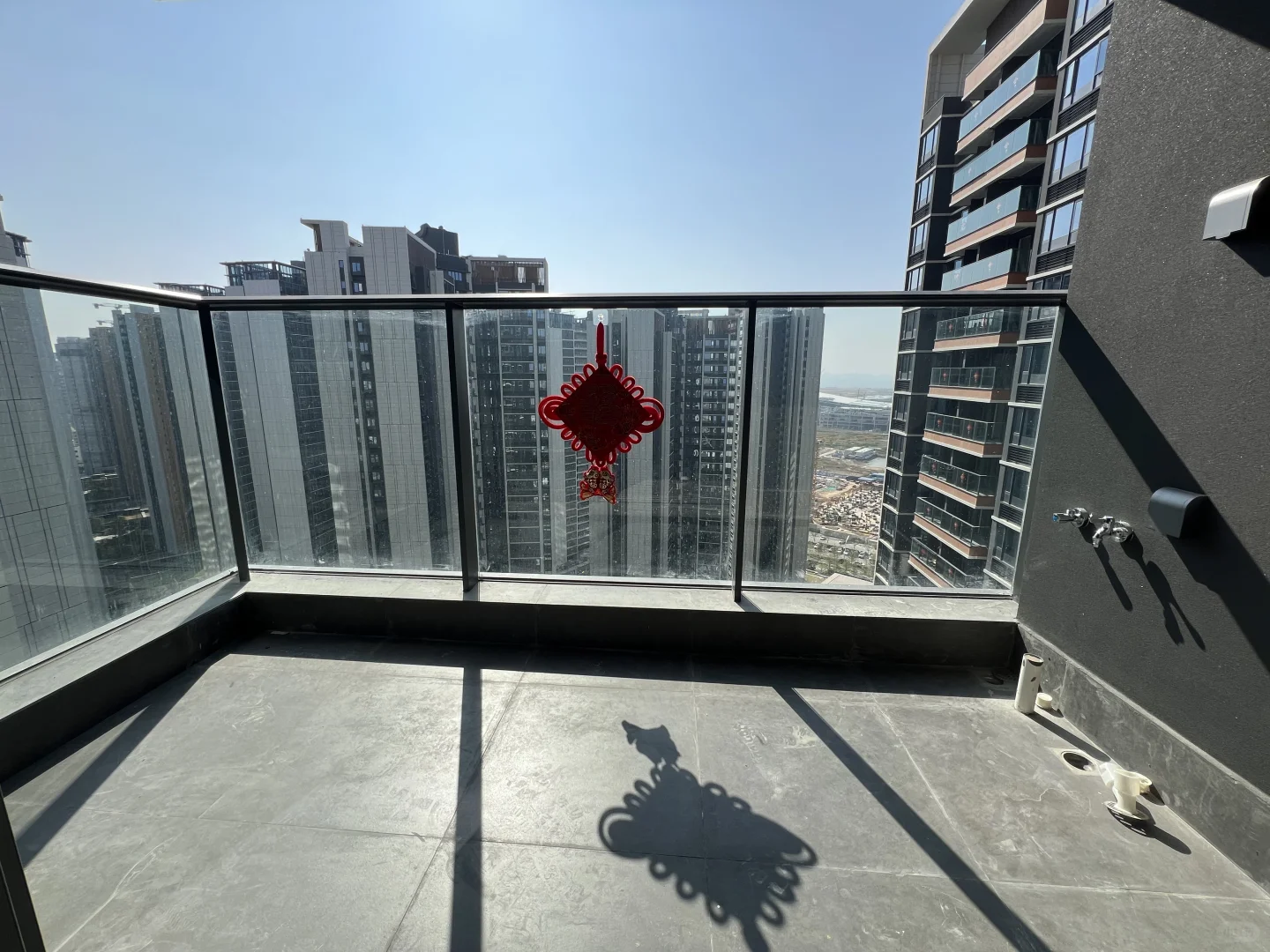 会展湾·招商雍境精装3️⃣房空房出租 地铁口