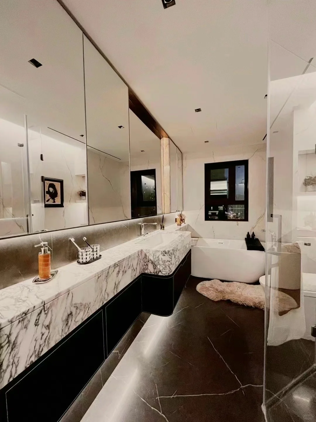 会展改善大平层 180平 一梯一户 现房