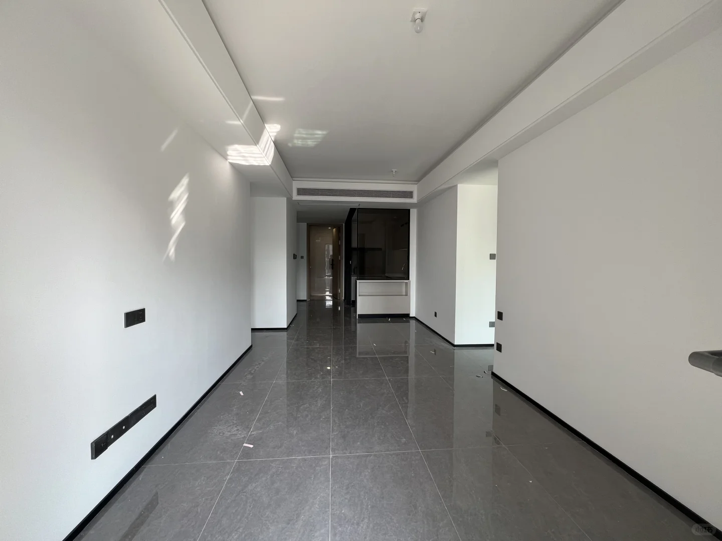 会展湾·招商雍境精装3️⃣房空房出租 地铁口