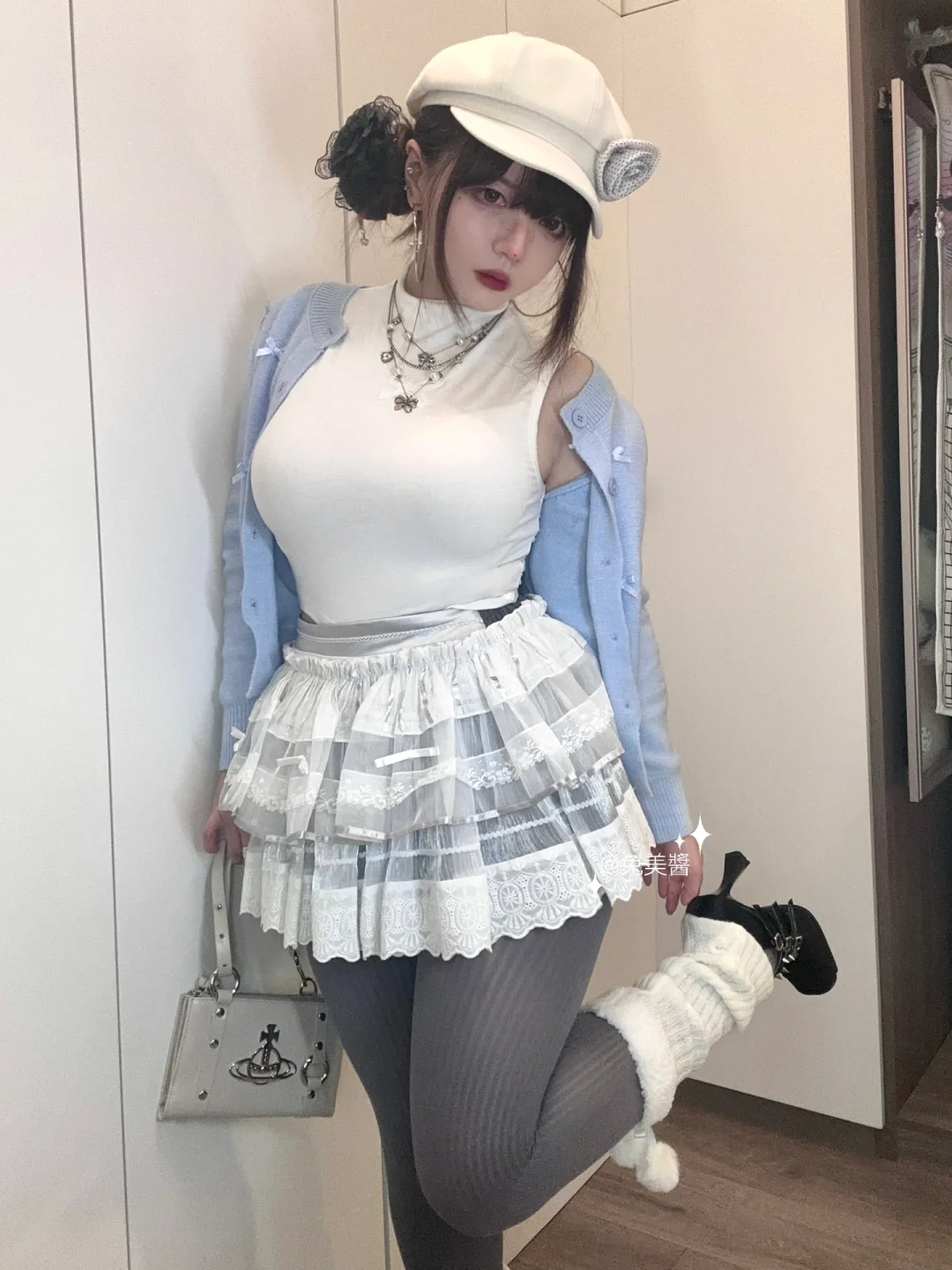 蓝色芭蕾?ྀི姐姐肉肉的也好漂亮？