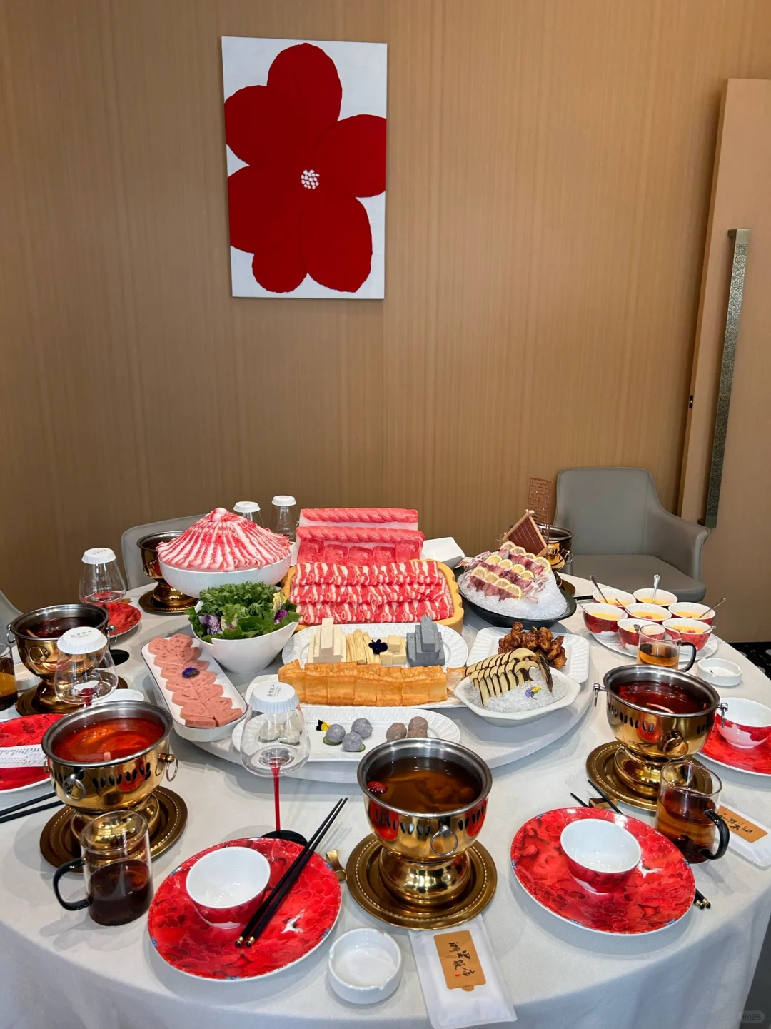 不是，乌鲁木齐会展这边吃的这么好吗。。。