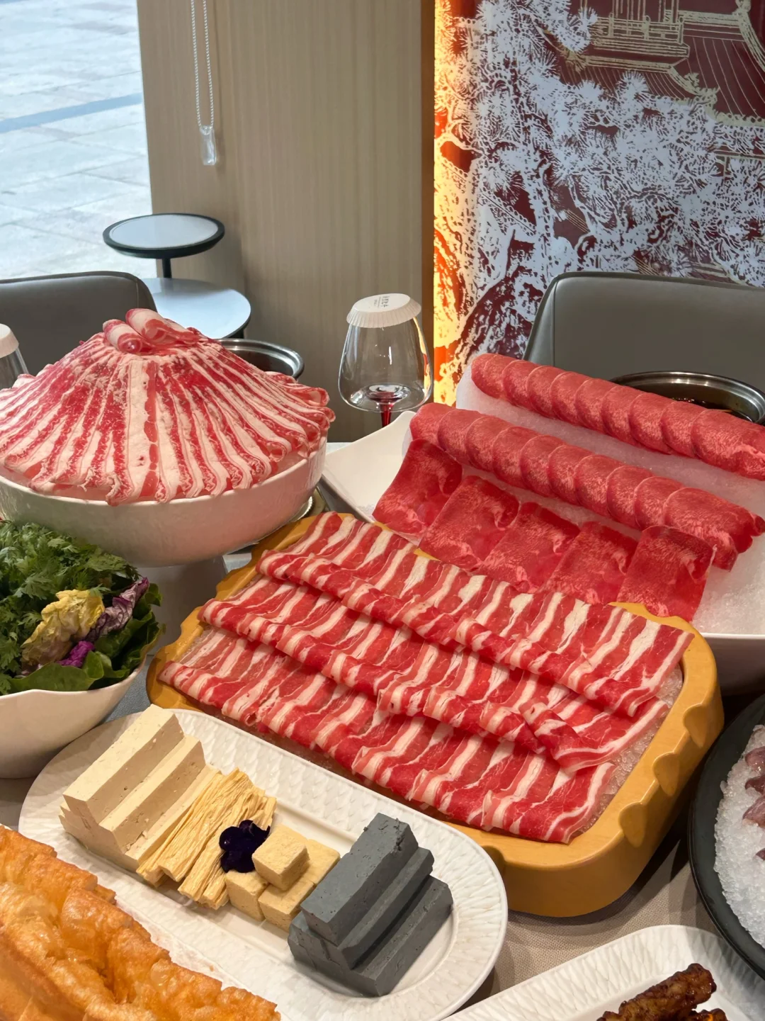 不是，乌鲁木齐会展这边吃的这么好吗。。。